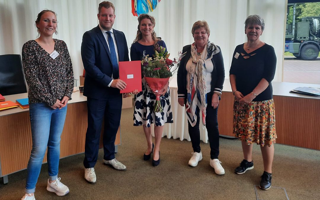 Uitreiking Mantelzorgwaardering tijdens ontmoetingsfeest