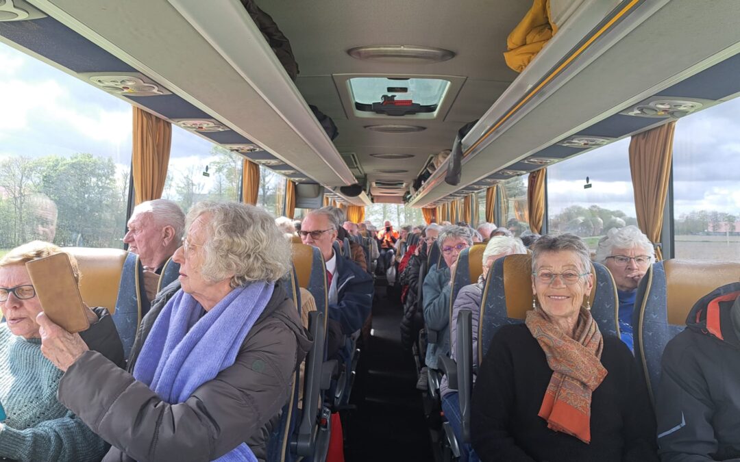 Terugblik: inwoners van de Oosterboer op tulpentour